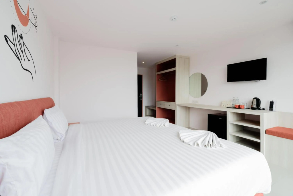 Moon Budget Hotel