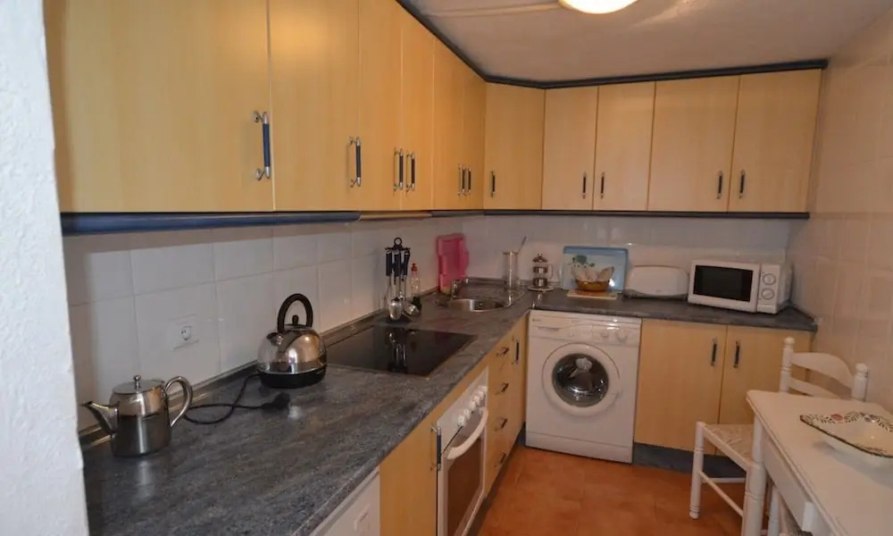 Beautiful 4-Bed det villa private pool sea views