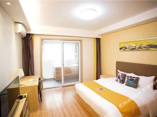 π Hotel (Xo'an Sanqiao Metro Station Wanxiangcheng IKEA)