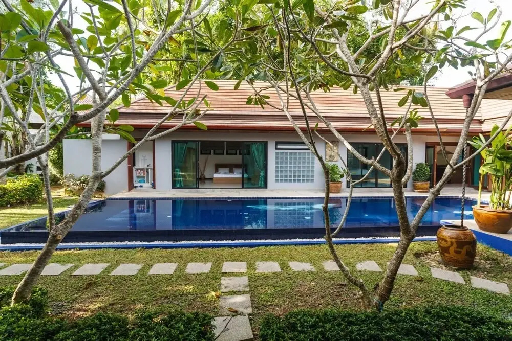 Frangipani Villa in Nai Harn - 5 Bedroom Private Pool With Garden and Pizza Oven
