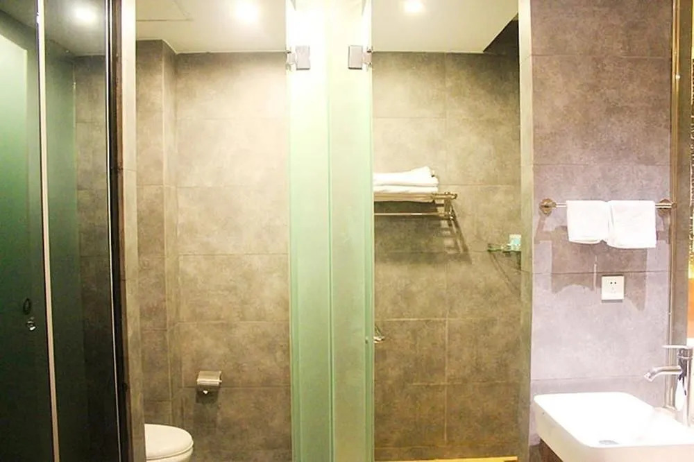 Jiujiang Tianhai Concept Hotel
