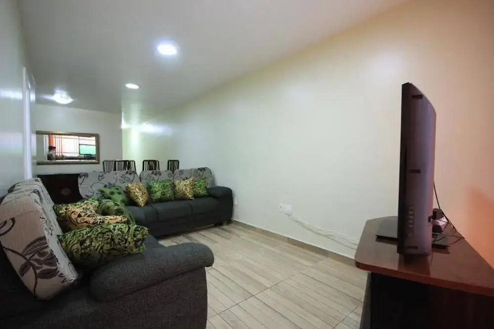 Garibaldi 102 - 2 BR Apartment in Copacabana - GHS 38202