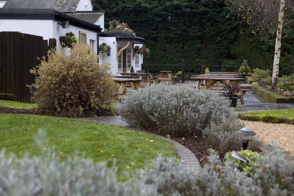 Burlton Inn