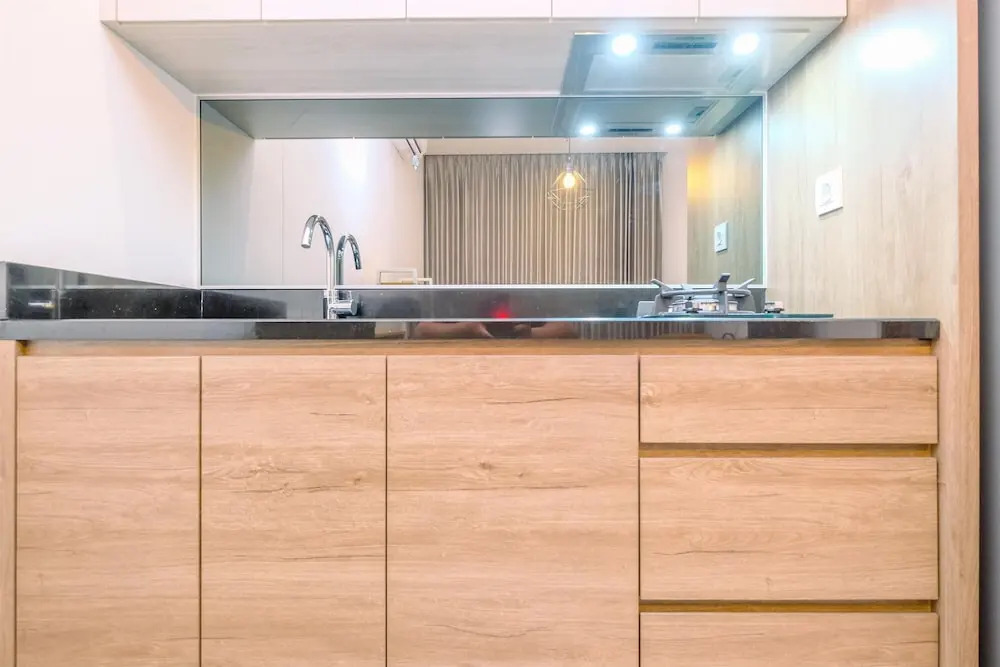 Best Homey And Nice 1Br At Ciputra World 2 Apartment