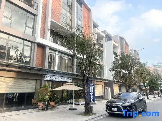 Grand Central Hotel- Vinhomes Ocean Park 3