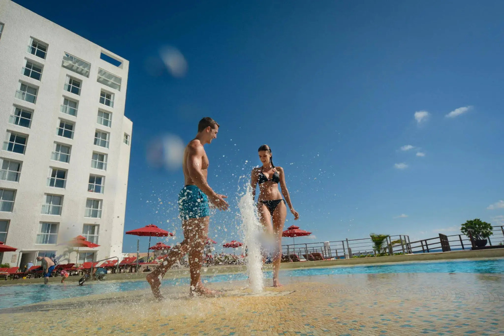 Sunset Royal Beach Resort - All Inclusive