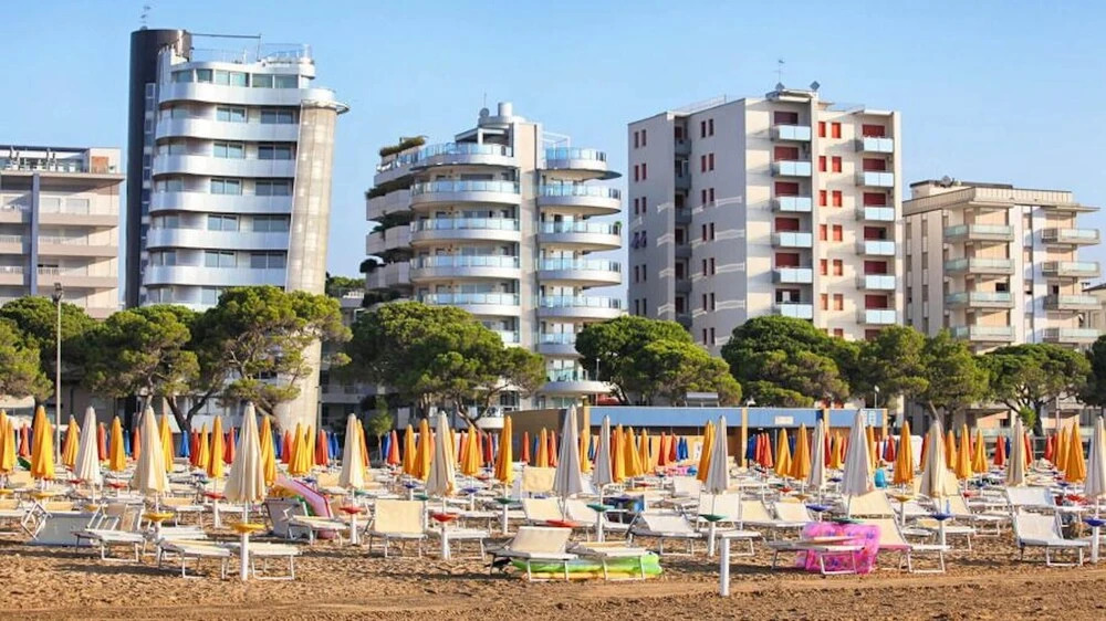 Three-room Apartment in a Family House With Shared Garden in Lignano Pineta