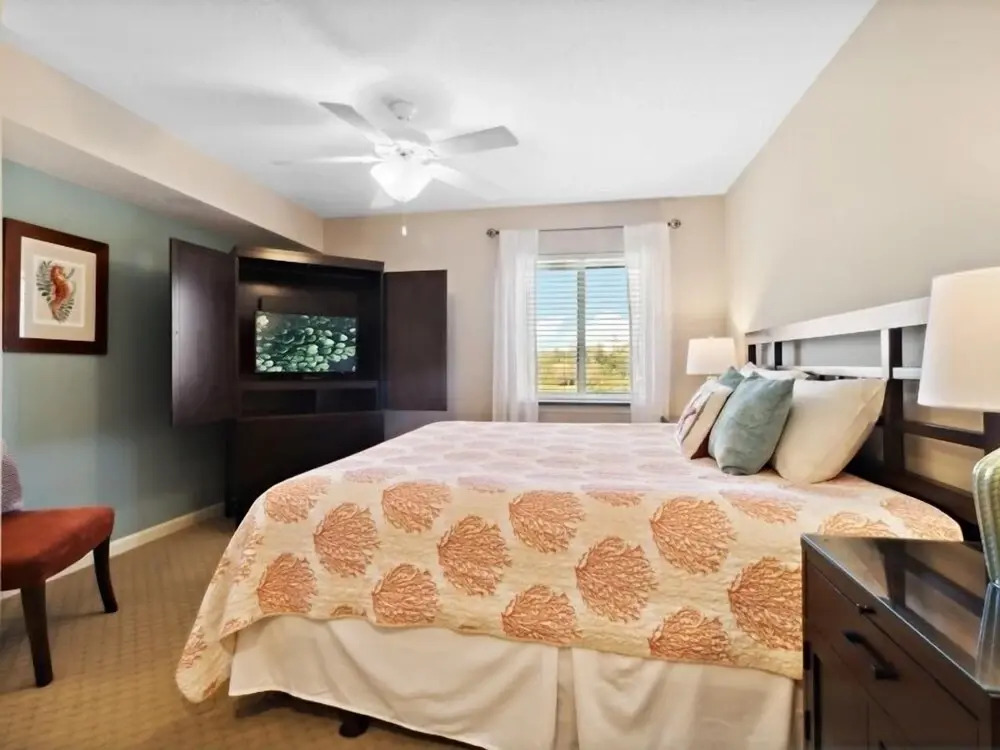 Yacht Club Villas #2-405