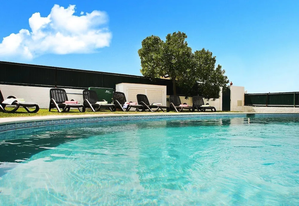 Villa Ushuaia - Casa charmosa com piscina aquecível e BBQ