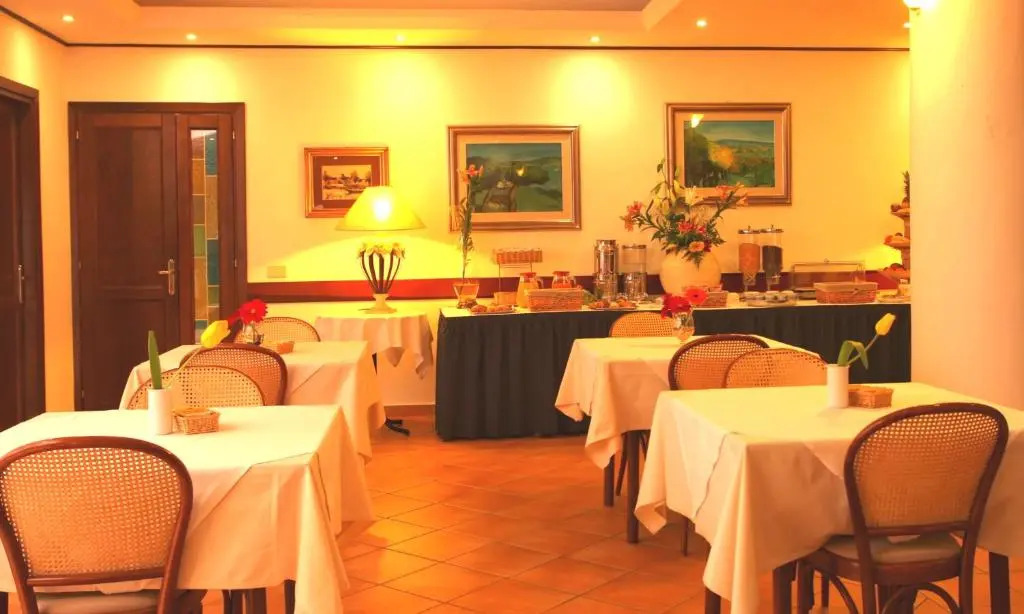 Hotel Moderno