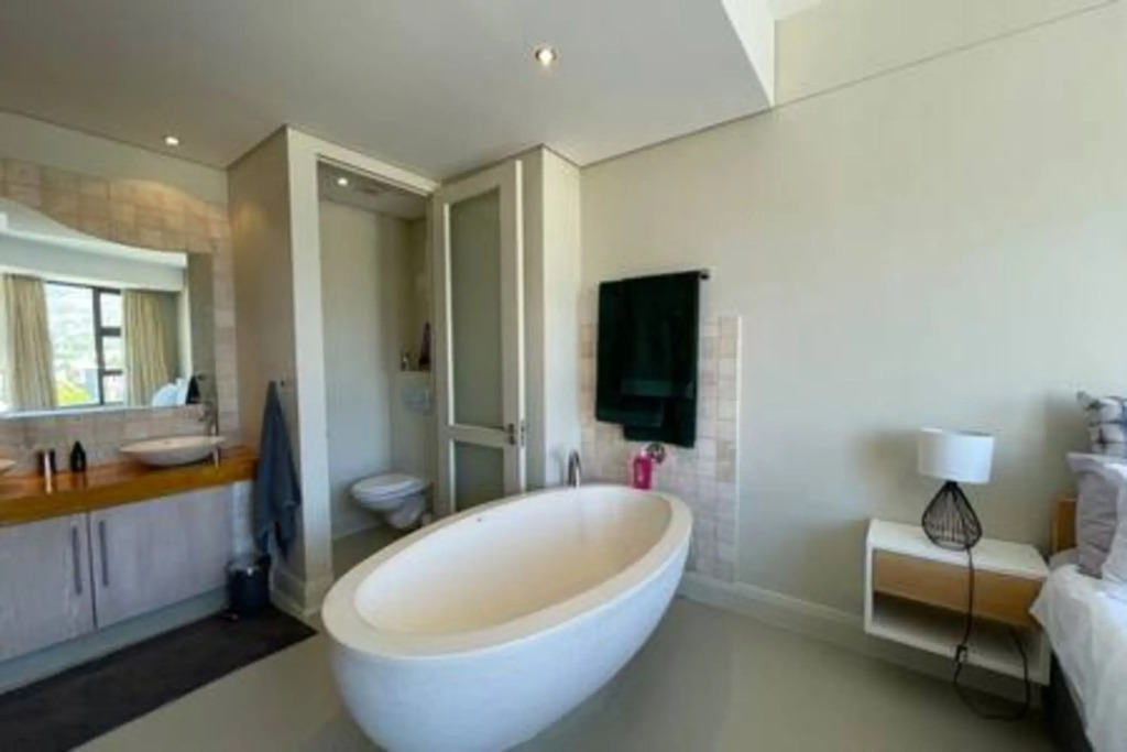 Piazza On Church 1004 by CTHA, Cape Town