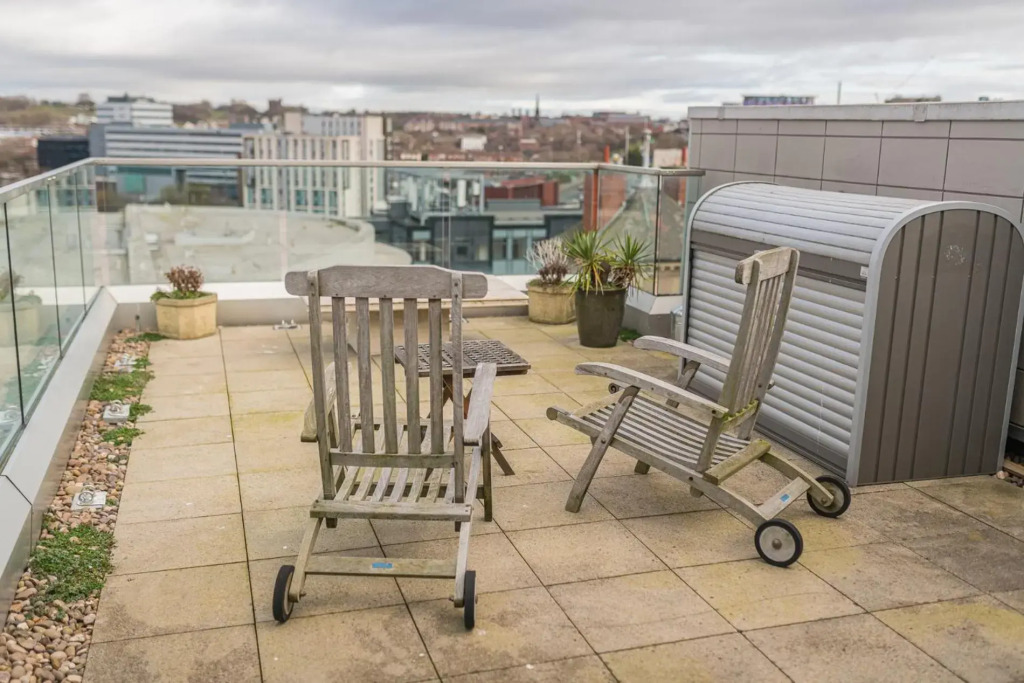 SideMersey Livings - Whole Luxury Duplex Penthouse with 360 City view