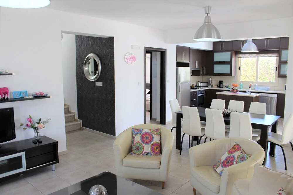 Avrora Villa PV
