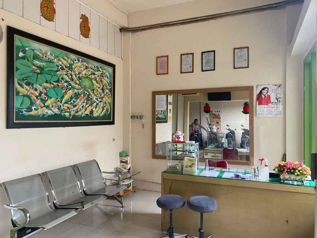 CK Homestay Syariah near Lippo Plaza Jambi Mitra RedDoorz