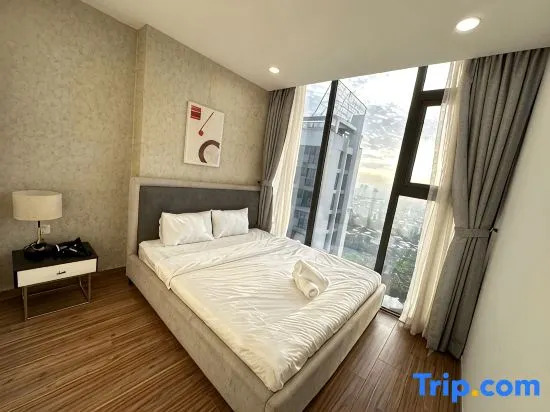 Triostay Eco Green Apartment - Premium Residence