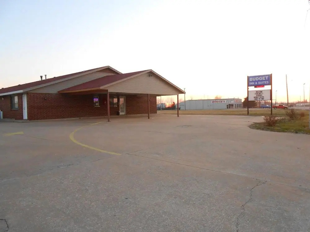 Budget Inn and Suites Siloam Springs