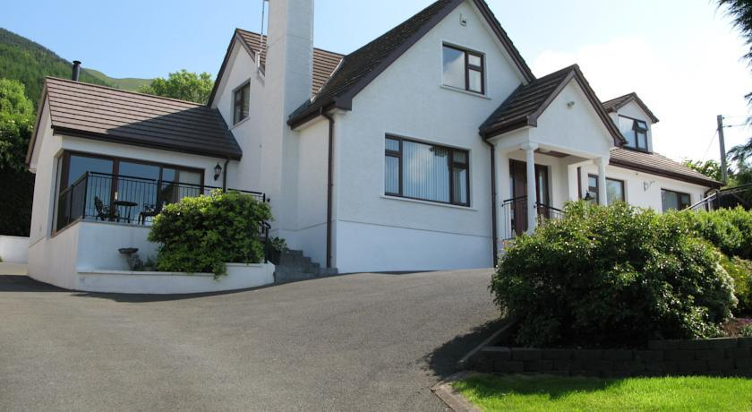 Firtrees Bed & Breakfast