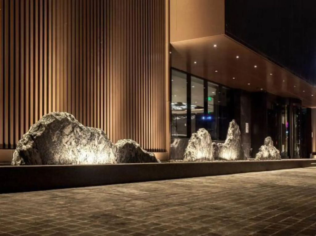 Eastern Holiday Hotel