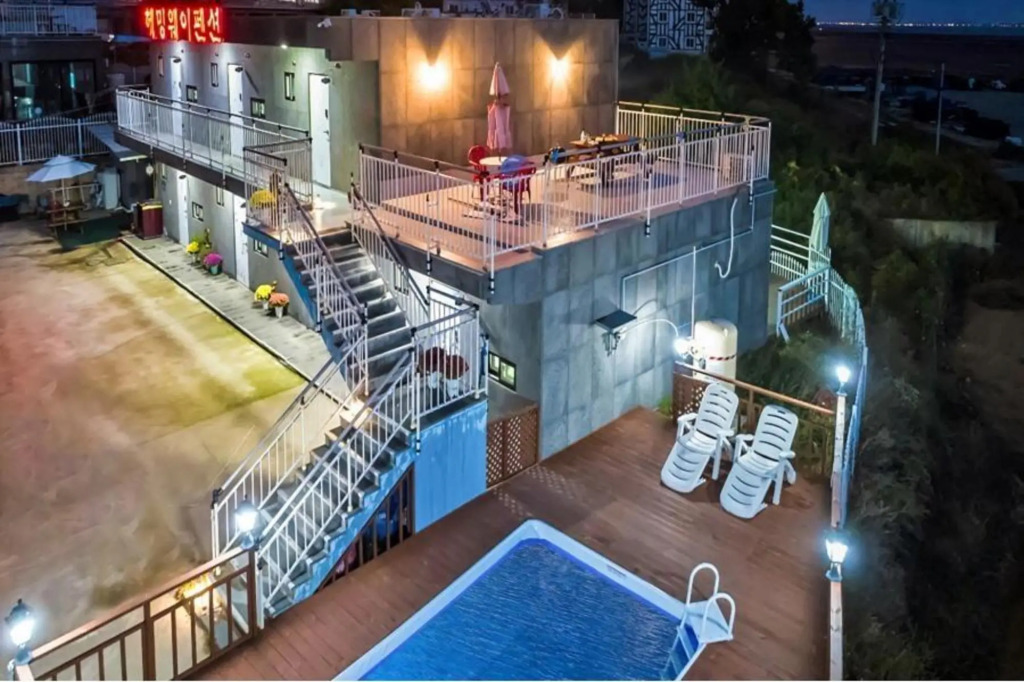 Ganghwa Hemingway Spa Pension