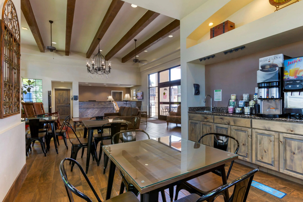 Best Western Paint Pony Lodge