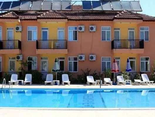 Greeneye Hotel