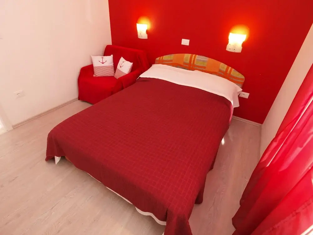 Apartments vesna 1000