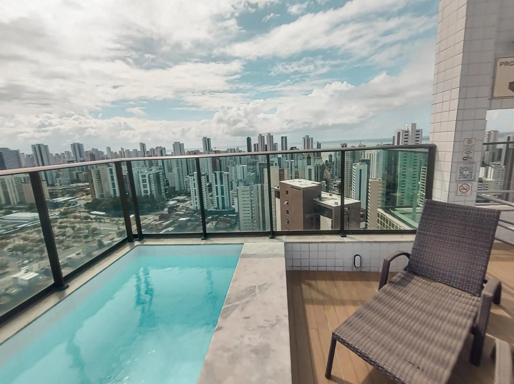Flat 26º andar com vista para o mar- Próximo ao shopping e à praia