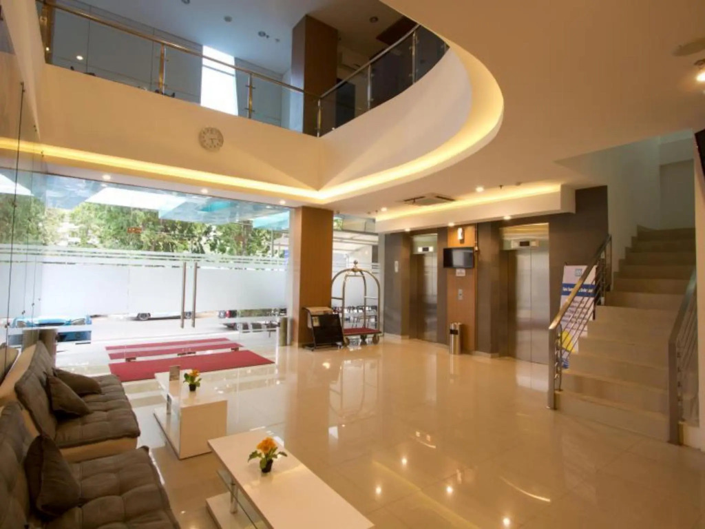 Hotel 88 Grogol by WH