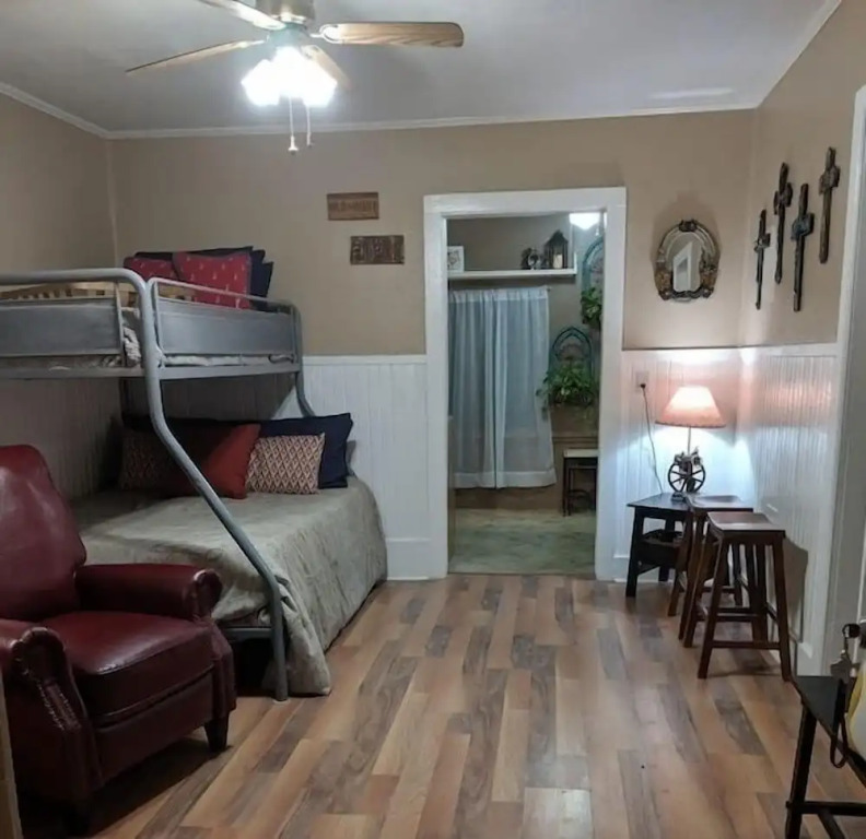 Come Friday Cottages