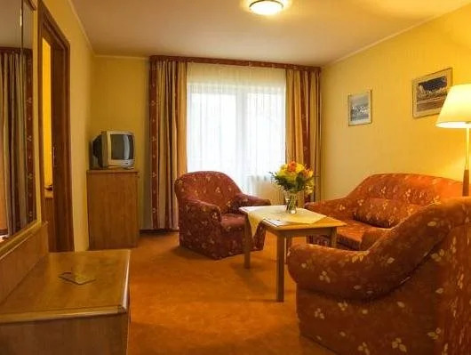 Kompleks wypoczynkowy, GLAMPING Róża Wiatrów