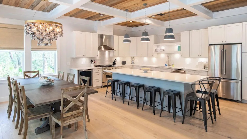 Seagrove - Sleeps 13 - Private Pool- Near Seaside