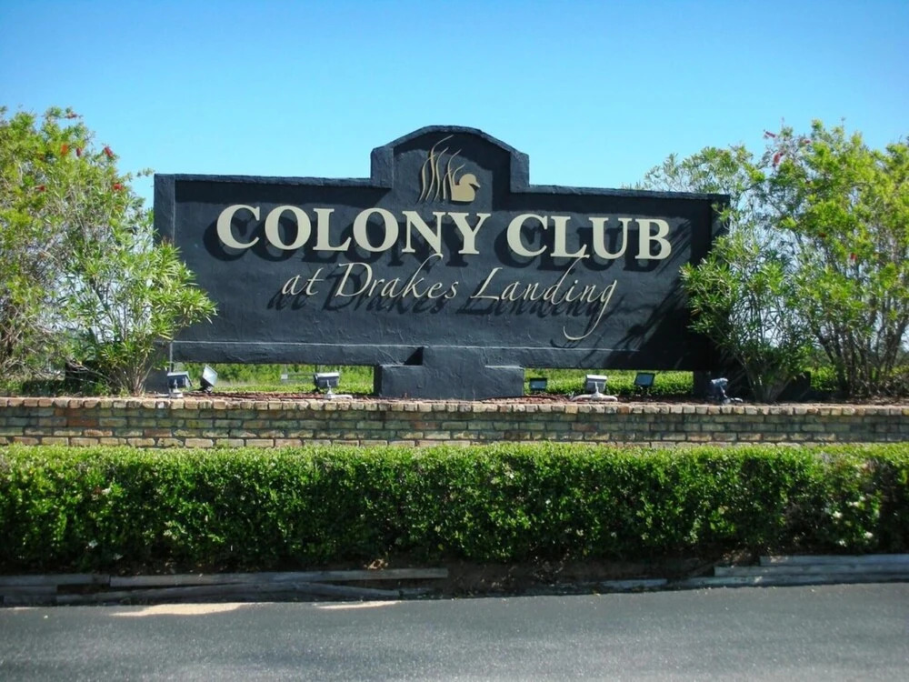 Colony Club U4 - Southern Gulf Charm