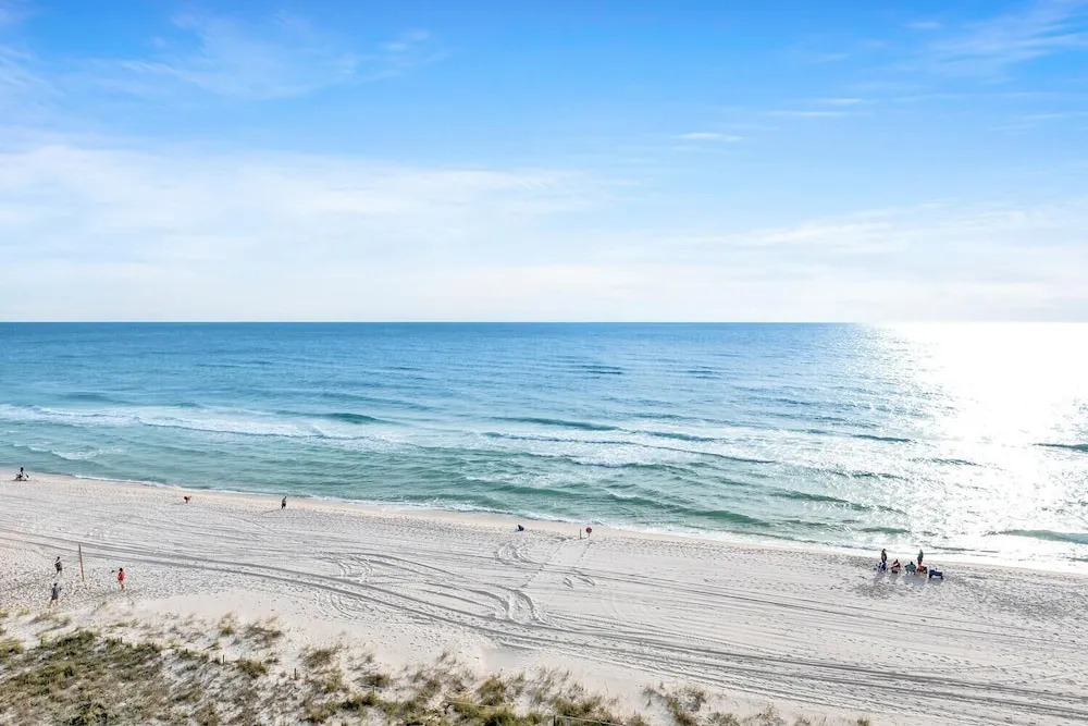 Ocean Reef 704