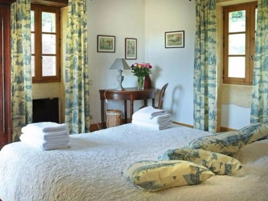 Chambre dHôtes La Rossillonie