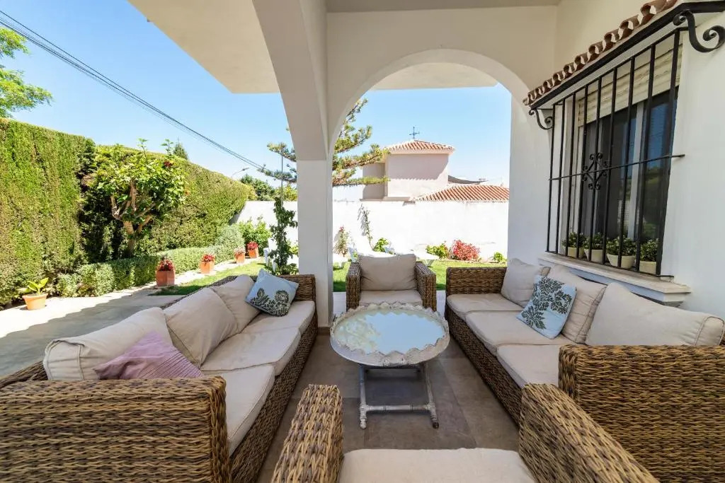 VB Velázquez 6BDR Villa Marina