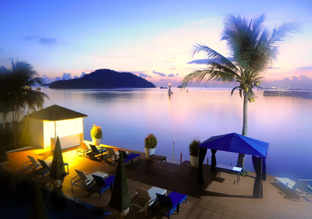 Phuket Boat Quay Hotel Panwa Beach