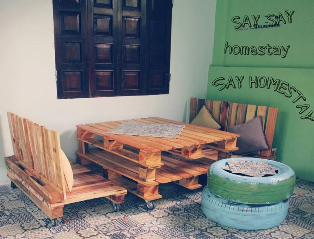 NẮNG HOMESTAY