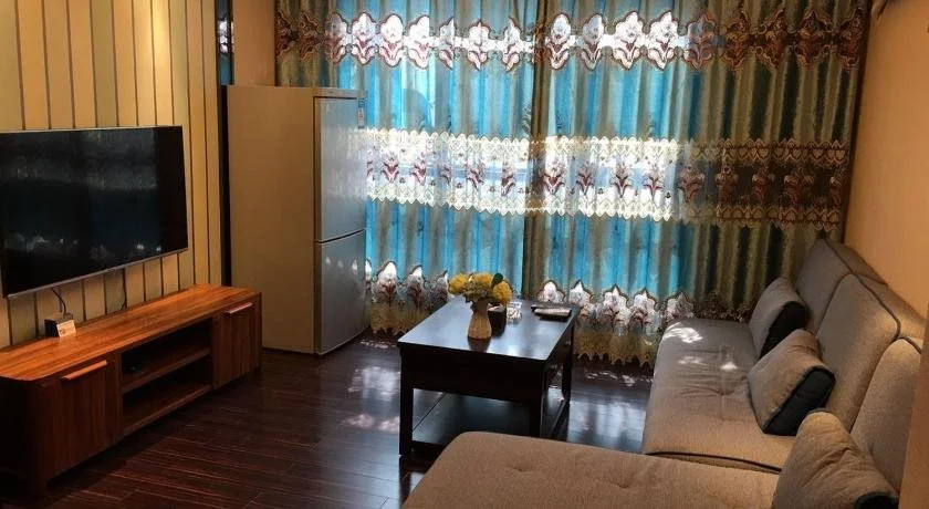 Zixinju Aparthotel