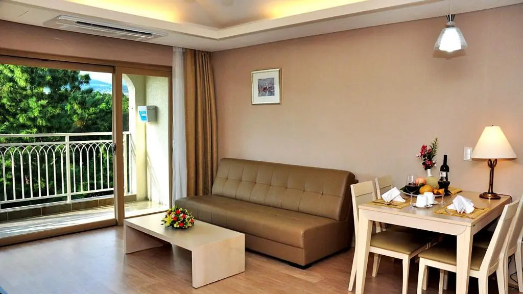 Seaore Resort