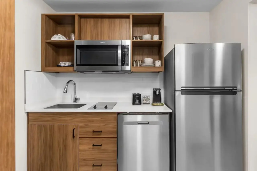 Everhome Suites Clarksville Ft Campbell Area by Choice Hotels