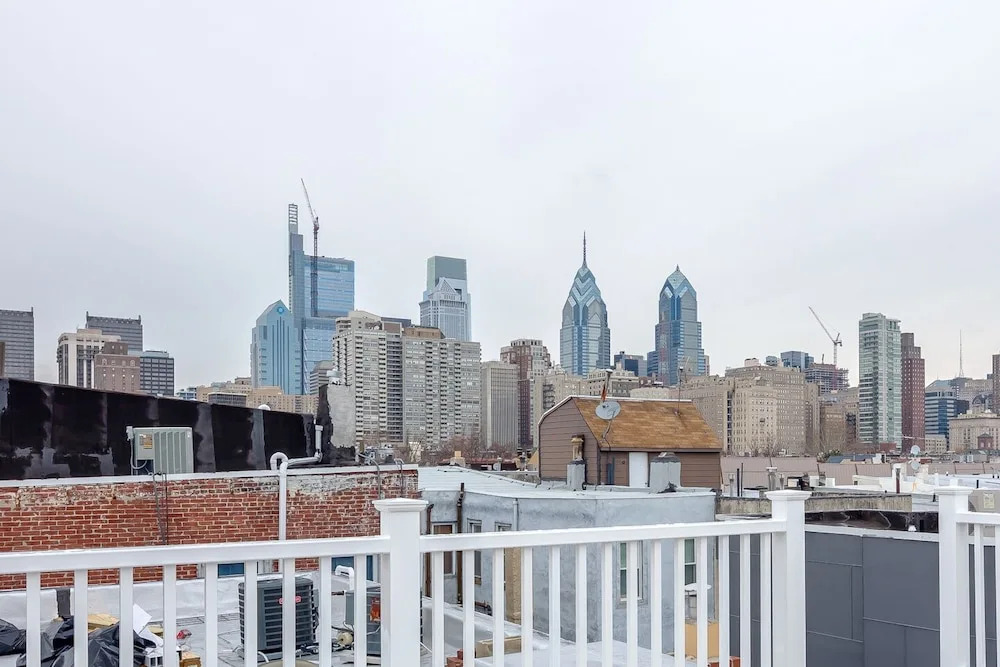 Stay Steps Away From Center City/rittenhouse!!