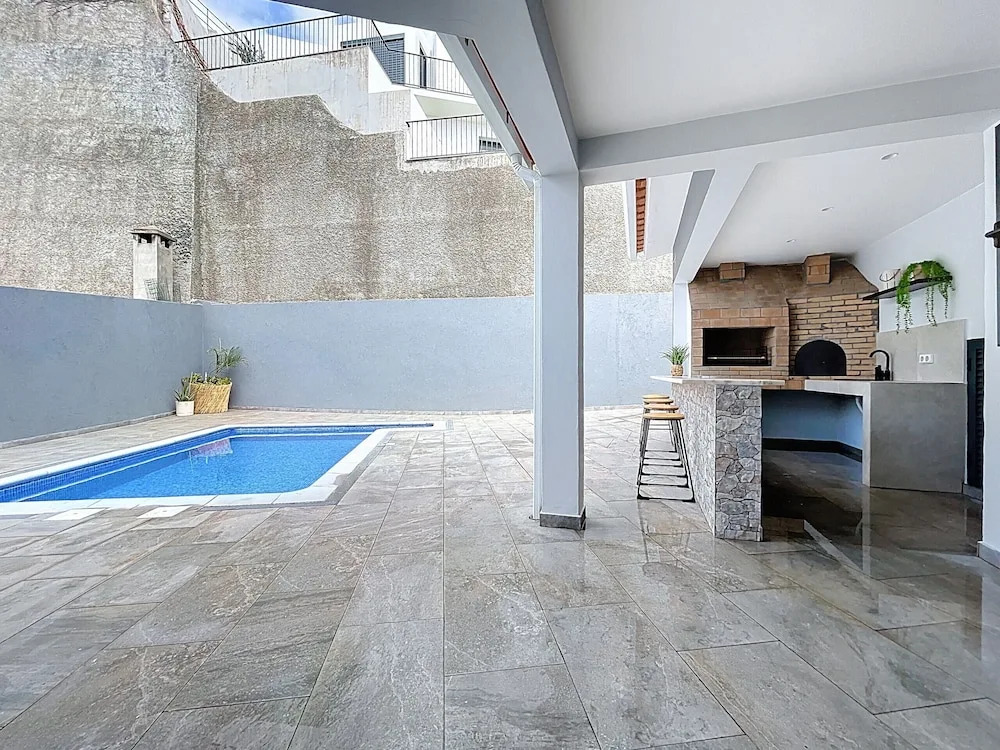 Breeze House 1 by Atlantic Holiday