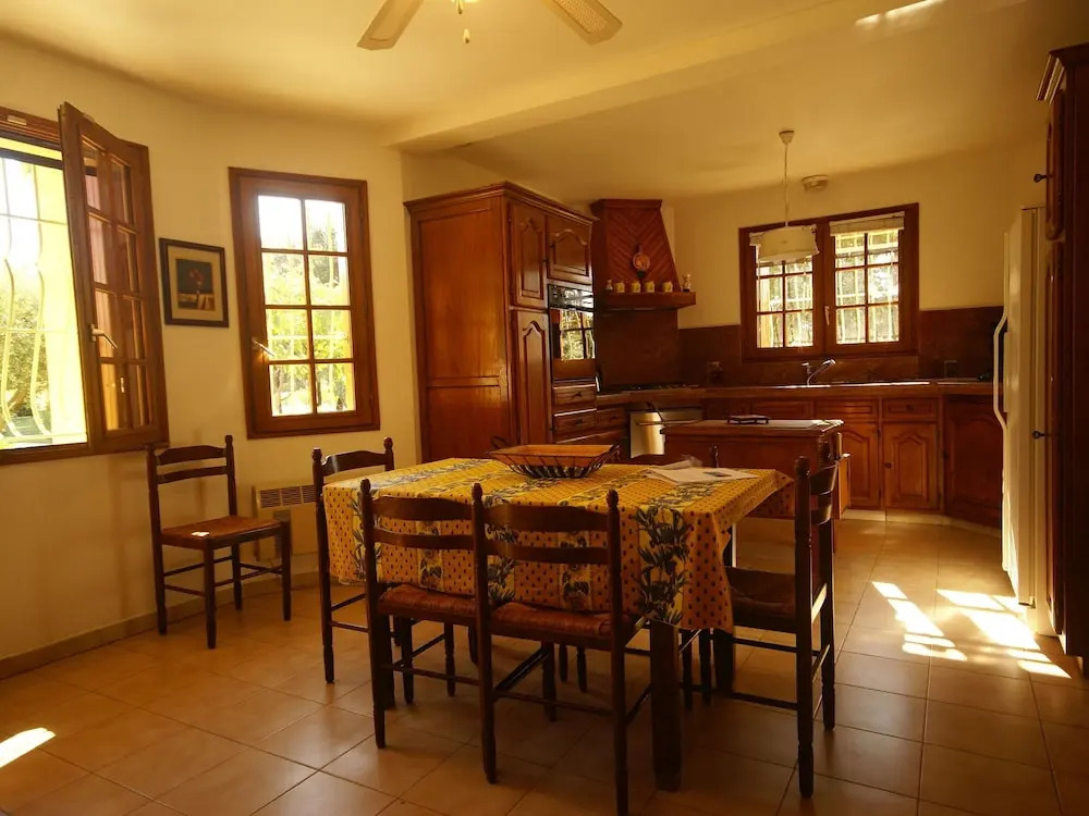 Stunning Villa in Sorgues With Swimming Pool