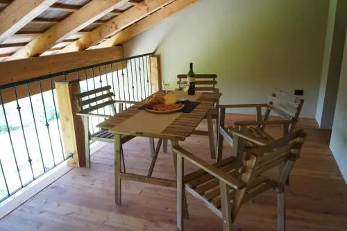 Apartments Lom