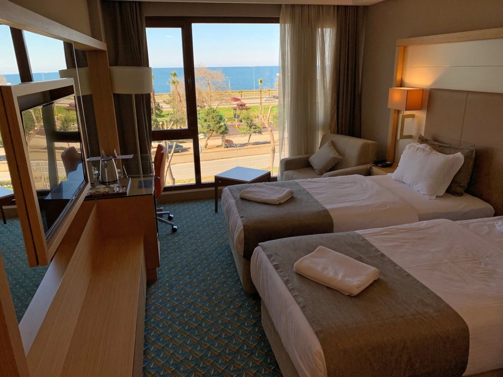 Blue Sea Hotel