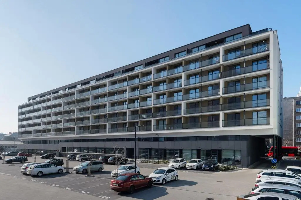 Central Point by Zoom Apartments