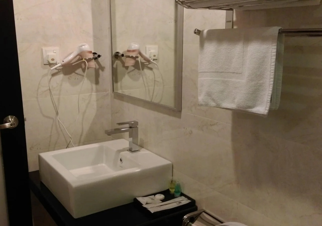Chariton Hotel Nusa Bestari