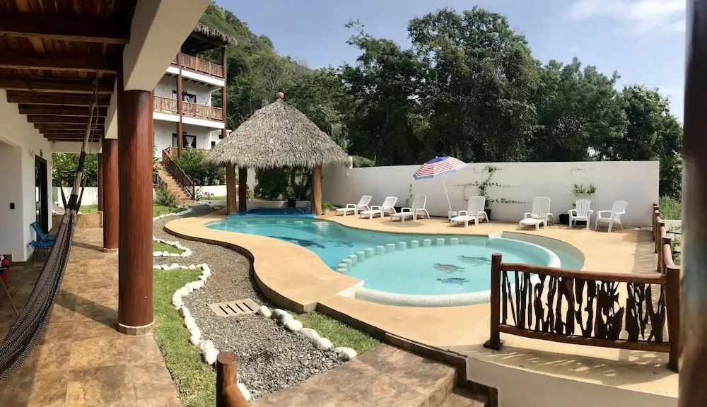 Hotel Alfa Troncones Mexico
