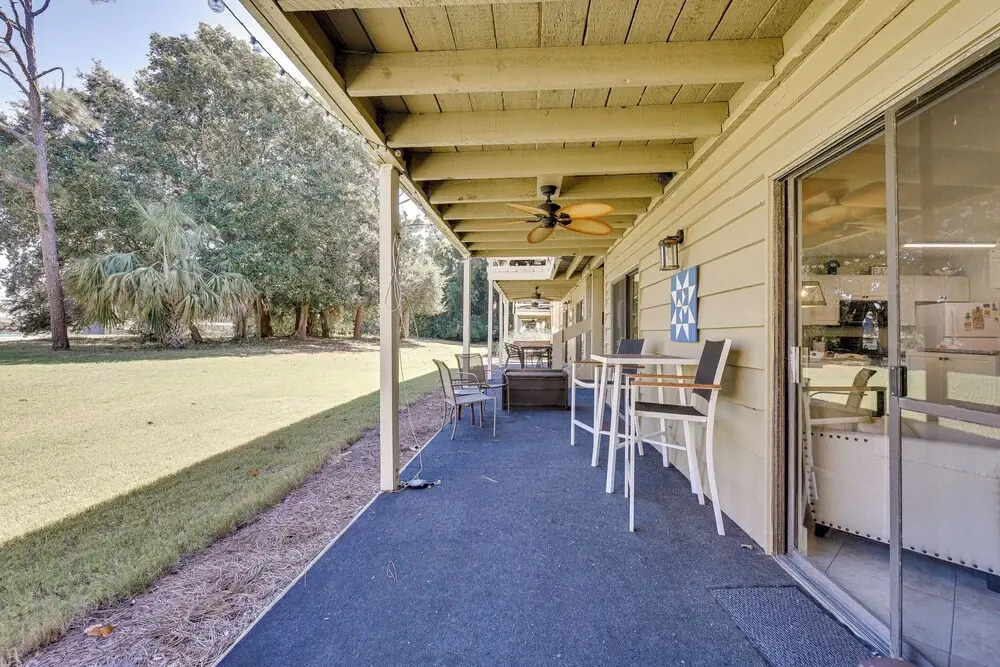 Miramar Beach Condo w/ Pool Access: Walk to Beach!