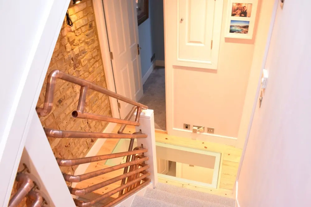 Retro 2 Bedroom Flat in Clapham